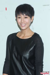 组图：钱嘉乐汤盈盈秀恩爱 人妻梁靖琪同场亮相