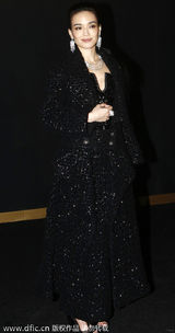 组图：舒淇贵妇裙装闪亮抢镜 一身珠宝雍容华贵