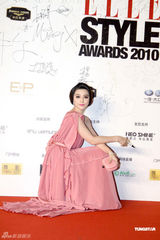 幻灯图：范冰冰粉唇魅惑风尚大典 李宇春裤装帅气