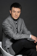 幻灯图： 刘 涛 气质大片曝光 文质“四哥”帅气十足