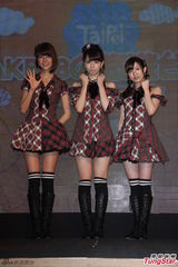 组图：AKB48访台推介旅游 靓丽裙装青春可爱