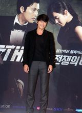 高清图：郑雨盛(郑宇成)崔始源新剧SHOWCASE 主创开心亮相