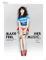组图：英国IT Girl黛西-罗易登韩国杂志封面