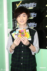 组图：阿Sa(蔡卓妍)自曝与郑中基无联络 各自新开始