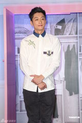 组图：任贤齐新片中年出柜 范晓萱不排斥三人行