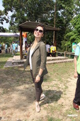 组图：钟楚红找男友要支持环保 送空气和水足够