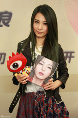 组图：田馥甄专辑呈现自我 感情状态听歌就明白