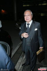 组图：梁乃鹏指追思会暂没定案 称六婶心情转好