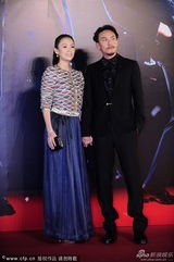 组图：群星亮相金像红毯 汤唯领衔众女星斗艳