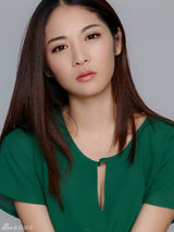 组图：余雨自然系写真纯净甜美似邻家女孩