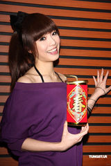 幻灯图集：伊林模特结束九天年假 黄志玮等新春团拜 