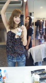 幻灯图集：日本人气美女佐佐木希生活照集锦