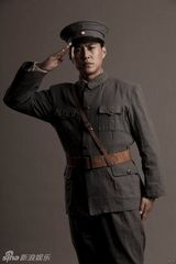 组图：献礼剧《开天辟地》周恩来定妆照