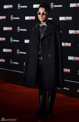 组图：芭莎男士颁奖 RAIN冯绍峰甄子丹等亮相