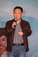 组图：何晟铭颖儿与杨幂划清界限称工作关系