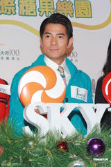 组图：郭富城个唱排舞难度高 忙事业人生大事听天命