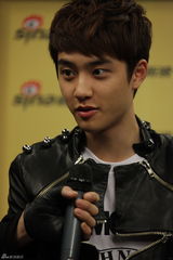 高清组图：韩团EXO-K做客聊天耍帅卖萌欢乐多