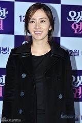 组图：尹恩惠河智苑等出席《我的见鬼女友》试映会