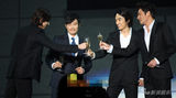 幻灯图：张东健李秉宪宋承宪元彬四大天王日本聚首