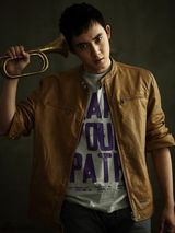 组图：“五阿哥”张睿文艺大片彰显个性