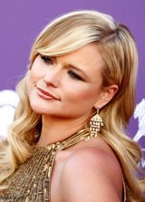 组图：乡村音乐颁奖礼举行 尼克-基德曼夫妇亮相