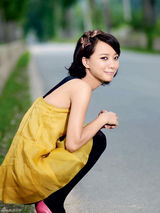 高清：王珞丹化身有机美人 登国际知名杂志封面 