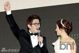 组图：韩谐星尹亨彬郑京美幸福大婚想生双胞胎