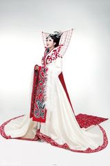 组图：李玉刚《四美图》定妆照曝光显露贵气