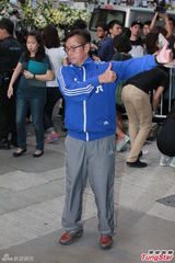 组图：张耀荣办葬礼 谭咏麟容祖儿梁咏琪等出席