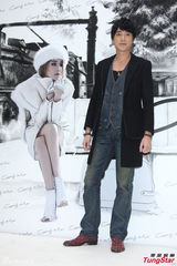 萧亚轩个人品牌胞弟捧场 笑言请不起柯震东(图)