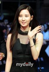 组图：李秉宪金秀贤等出席《雪国列车》首映