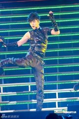 幻灯图：罗志祥香港演唱会落幕 跳《舞娘》掀高潮