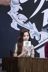 独家：张根硕撑《漂亮男人》 韩彩英身材恢复快