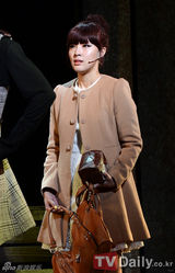 组图：4minute全智允主演歌舞剧举行发布会