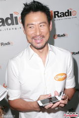 组图：张学友接戏重视剧本 不介意角色主副