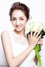 组图：麦迪娜造型魅力百变成时尚新宠