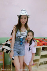 组图：微博辣妈大赛火爆 性感甜美惊呆网友