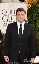 组图：金球奖红毯男星潇洒比帅 简单展魅力