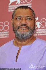 组图：格温妮丝·帕特洛亮相《传染病》记者会 