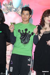 组图：郭富城限制饮食保持体态 称50岁前成婚