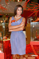 幻灯图：陈法拉台上秀性感 诸葛梓岐羞谈婚期