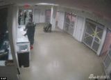 组图：比伯被捕后监控曝光 小天王遭脱鞋搜身
