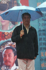 幻灯图：《黄梅戏》开机 曹曦文马跃成精神伴侣