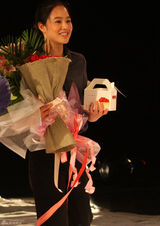 组图：《爱情的印象》上演正酣 周韵绽放话剧舞台