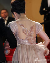 幻灯图集：《日照重庆》戛纳首映 王小帅获最高礼遇