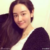 组图：金庸寿宴合影美女私照曝光 清纯可爱略萌