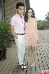 组图：刘恺威笑称愿为杨幂买单 父母极度肯定准媳妇