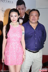 组图：《烂滚夫妻》首映 杜汶泽周秀娜造势