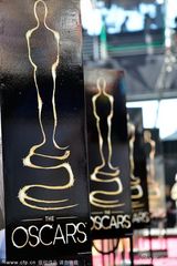 组图：第85届奥斯卡红毯-小金人星光熠熠