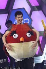 高清组图：EXO录《快本》 伯贤压倒kris引爆笑